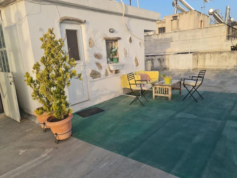 Καλινοβου 1 Κευελπιδων Πεδιον Αρεωσ Apartman Athén Kültér fotó