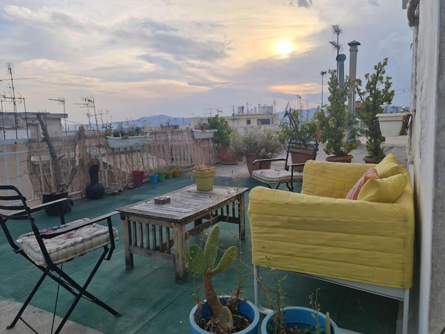 Καλινοβου 1 Κευελπιδων Πεδιον Αρεωσ Apartman Athén Kültér fotó
